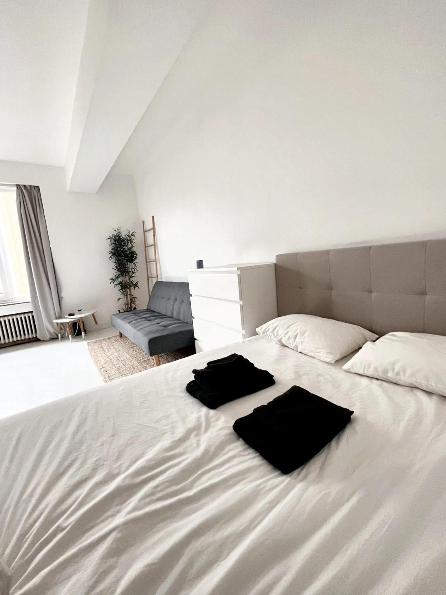 Comfortable Studio In Brussels 35M² Terrace With Bbq Zewnętrze zdjęcie